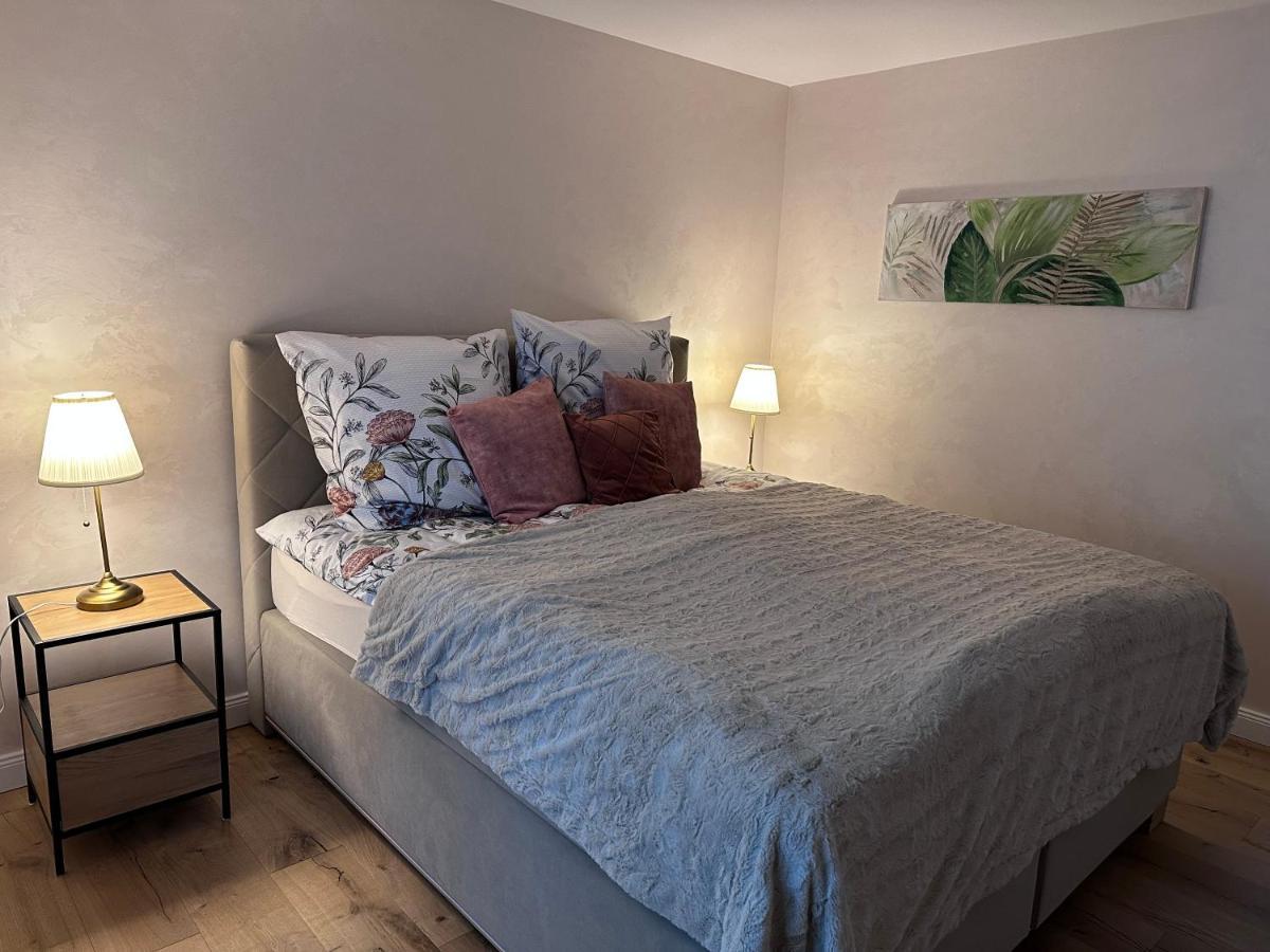 Fewo By Hd Mit Parkplatz, Wallbox, Wintergarten Bad Salzuflen Exteriör bild